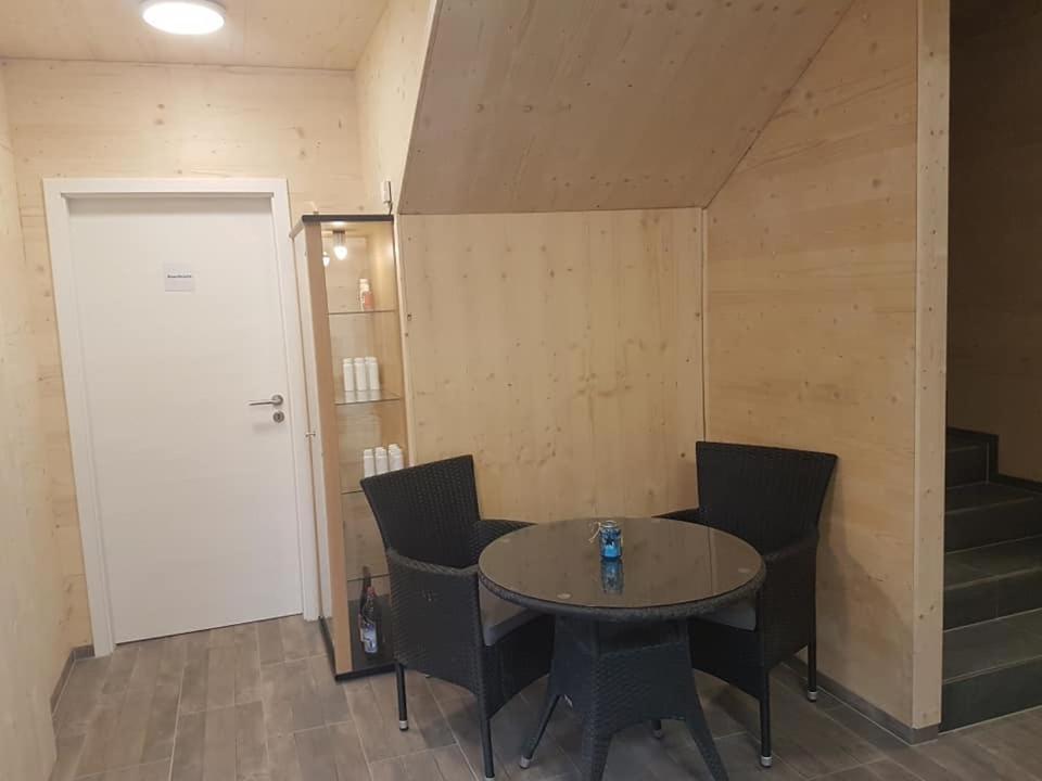 Gaestehaus Am Hahnenkamm Reutte Luaran gambar
