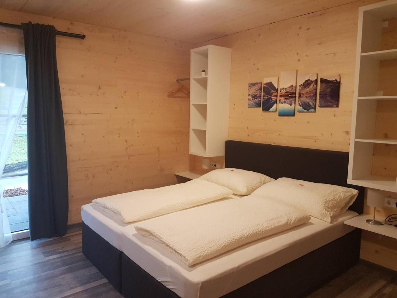 Gaestehaus Am Hahnenkamm Reutte Luaran gambar